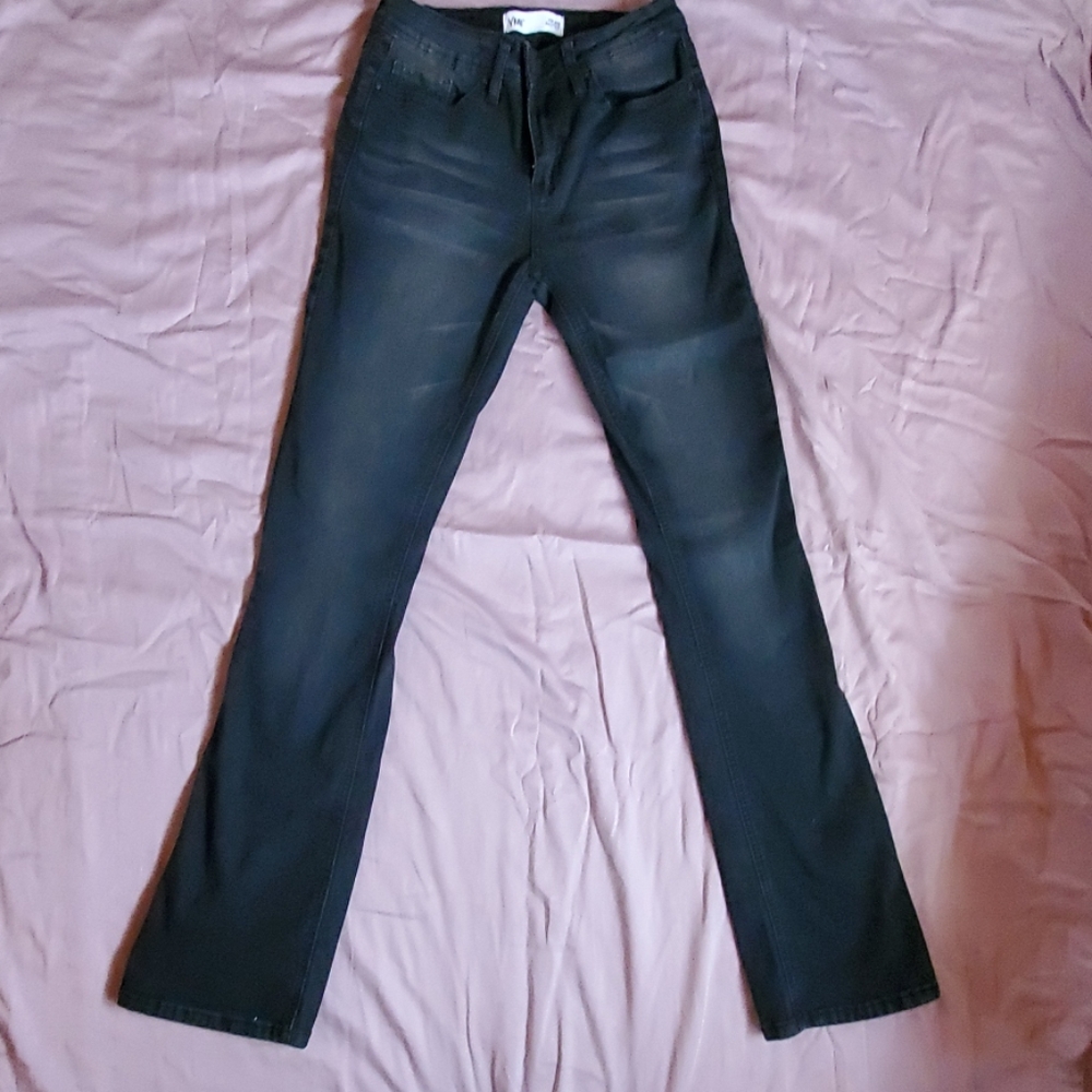 YMI mid rise bootcut size 7
